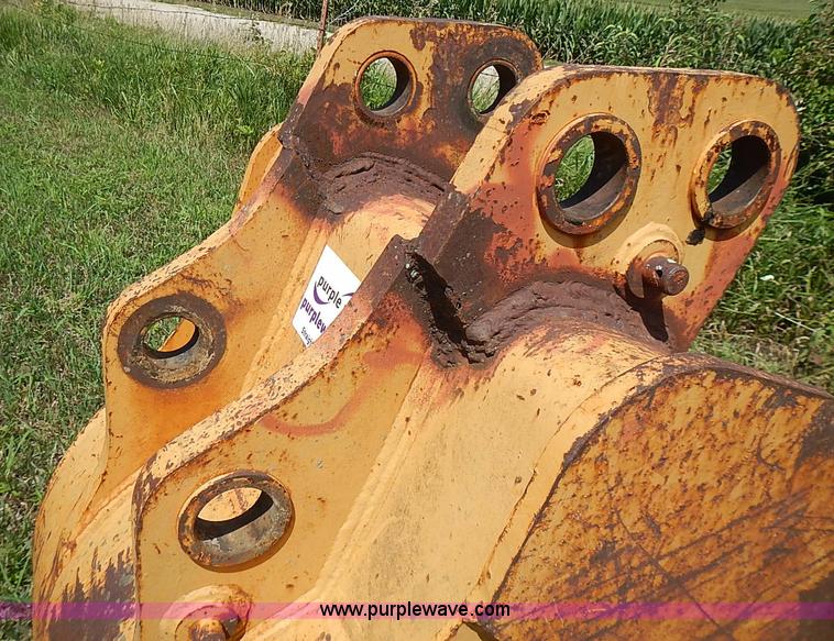 image for item J2106 Case four tooth excavator bucket