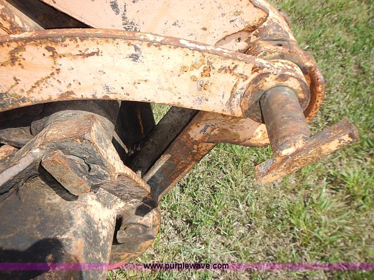 image for item J2107 1985 Drott 40BYR Cruz-air rubber tire excavator