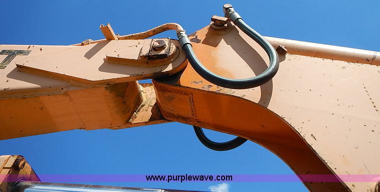 image for item J2107 1985 Drott 40BYR Cruz-air rubber tire excavator