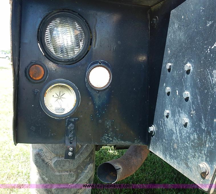 image for item J2107 1985 Drott 40BYR Cruz-air rubber tire excavator