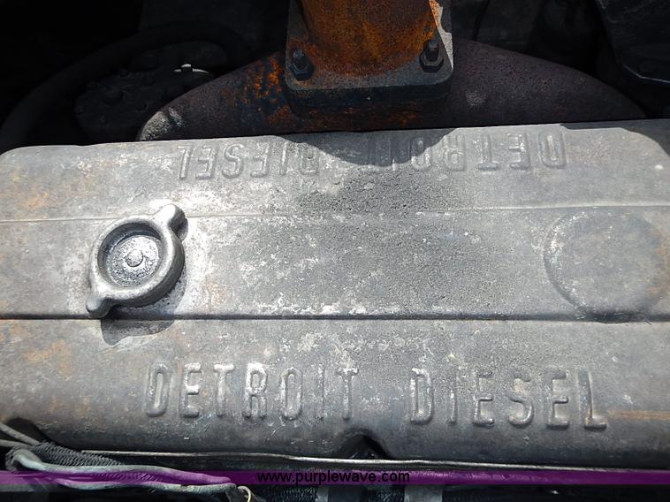 image for item J2107 1985 Drott 40BYR Cruz-air rubber tire excavator