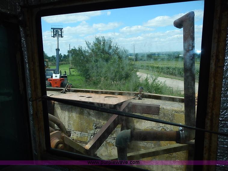 image for item J2107 1985 Drott 40BYR Cruz-air rubber tire excavator