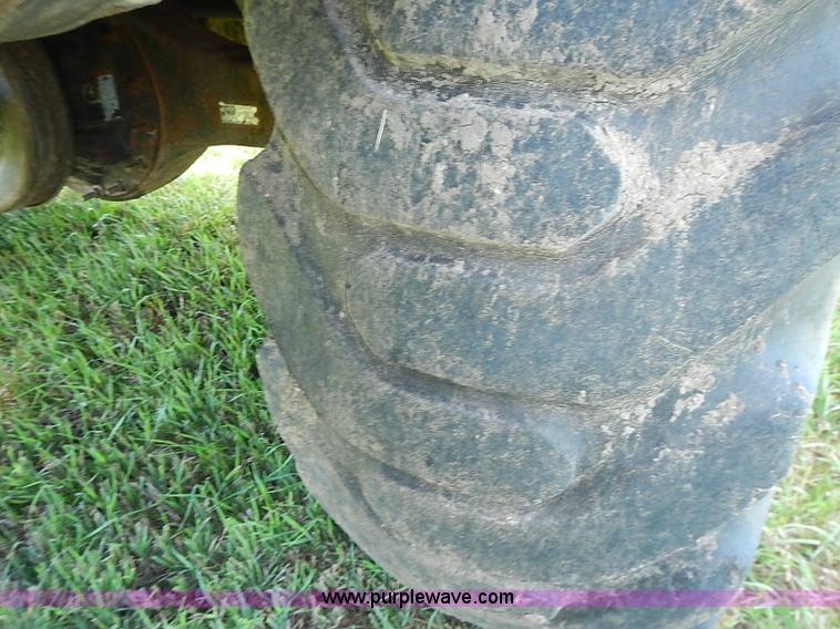 image for item J2107 1985 Drott 40BYR Cruz-air rubber tire excavator