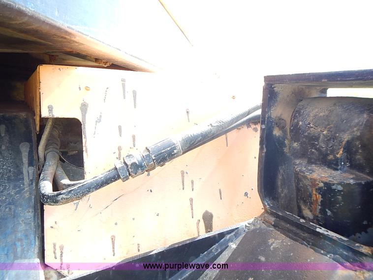 image for item J2107 1985 Drott 40BYR Cruz-air rubber tire excavator