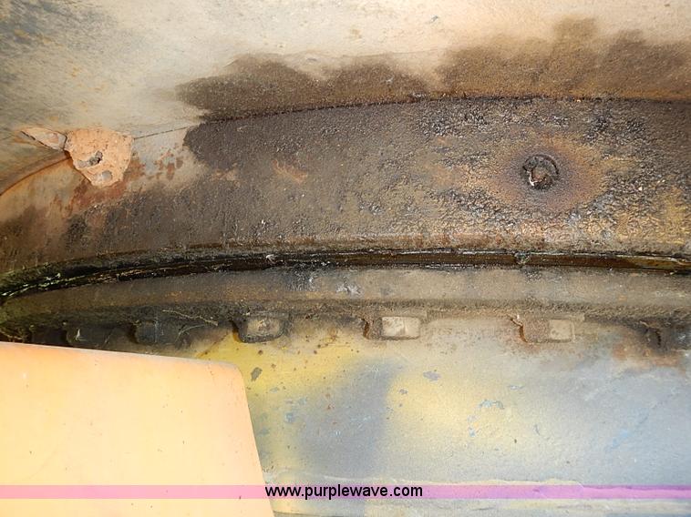 image for item J2107 1985 Drott 40BYR Cruz-air rubber tire excavator