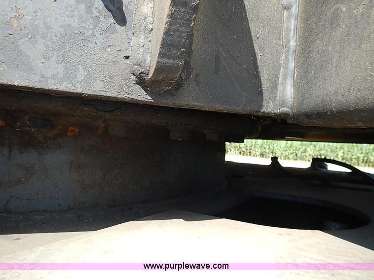 image for item J2107 1985 Drott 40BYR Cruz-air rubber tire excavator