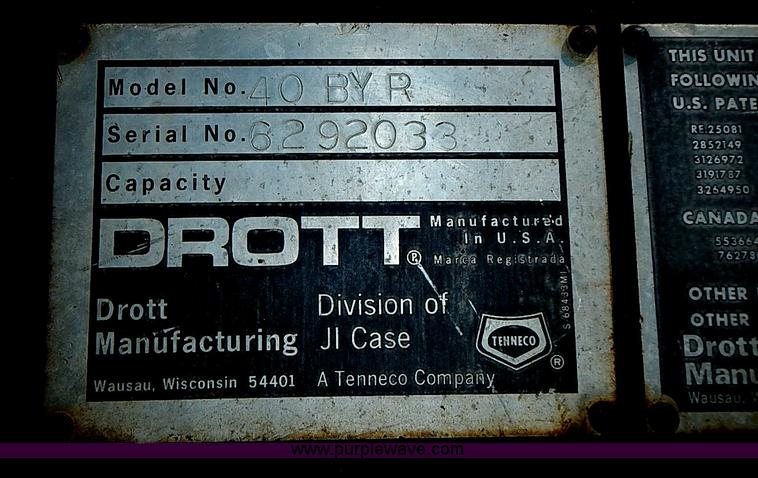 image for item J2107 1985 Drott 40BYR Cruz-air rubber tire excavator