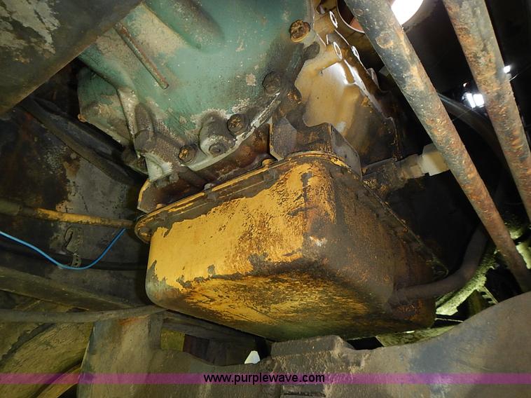 image for item J2107 1985 Drott 40BYR Cruz-air rubber tire excavator