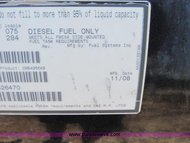 image for item AC9364 1984 Mack R686ST semi truck