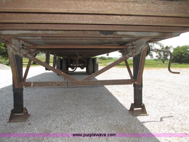 image for item F7465 1992 Wabash SA-96MC dry van trailer