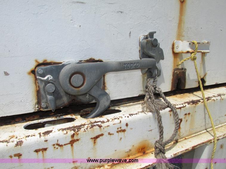 image for item F7465 1992 Wabash SA-96MC dry van trailer