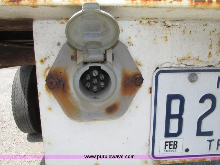 image for item F7465 1992 Wabash SA-96MC dry van trailer