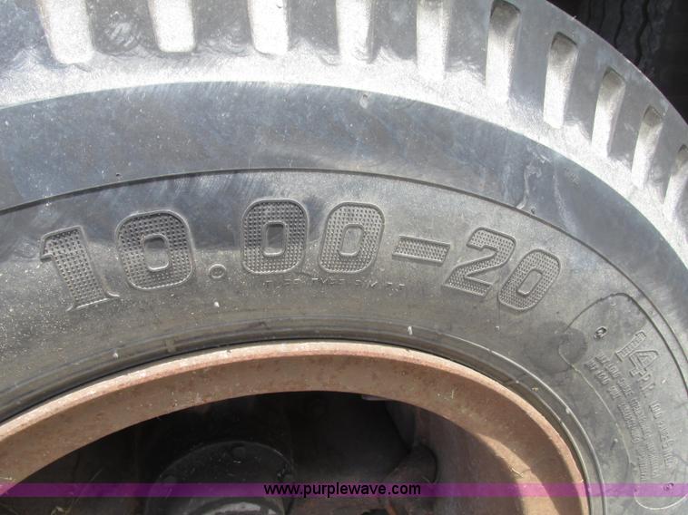 image for item F7465 1992 Wabash SA-96MC dry van trailer