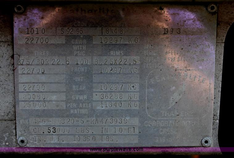 image for item G5393 1994 Featherlite 1010 flatbed trailer