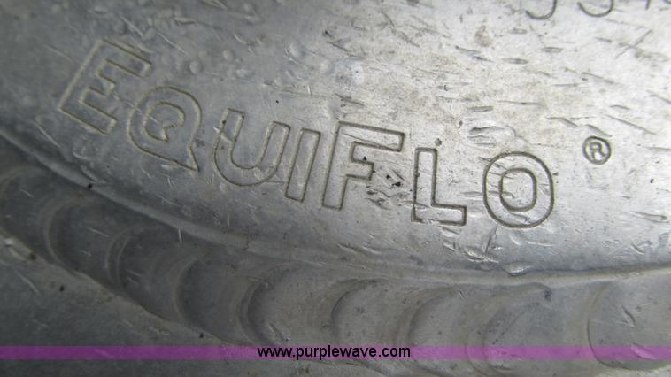 image for item G9462 2005 Freightliner Century Class ST120 semi truck