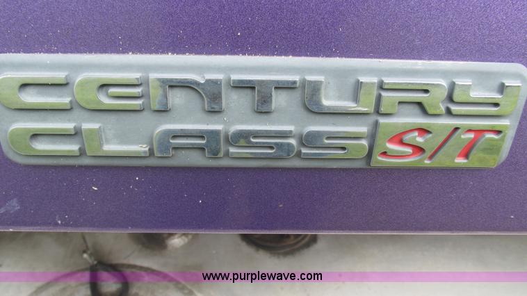 image for item G9462 2005 Freightliner Century Class ST120 semi truck