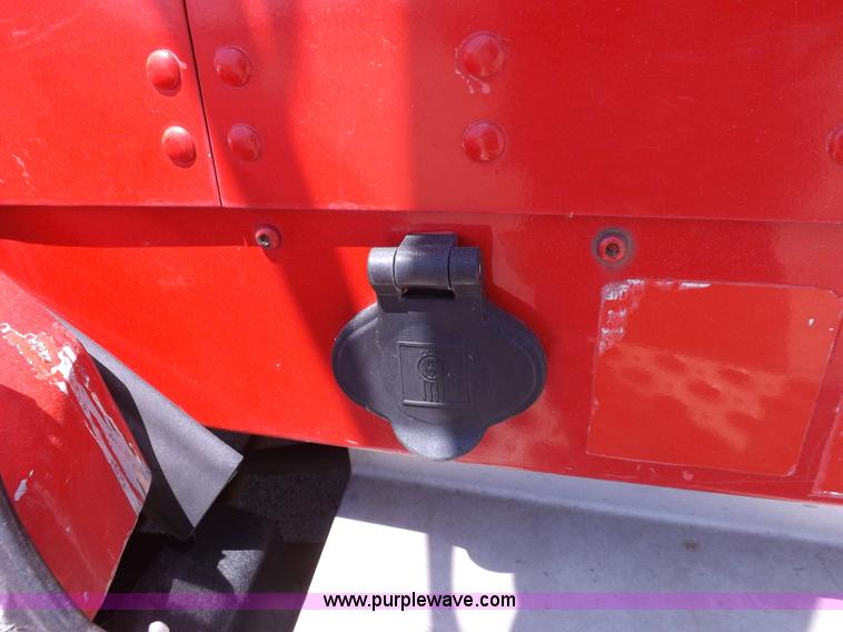 image for item H1875 1989 Kenworth T600 tanker truck