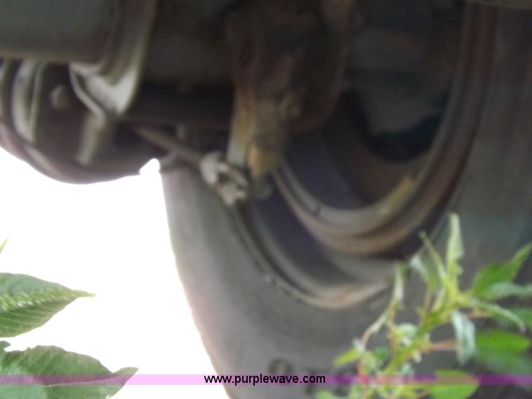 image for item H9230 2000 Great Dane refrigerated trailer