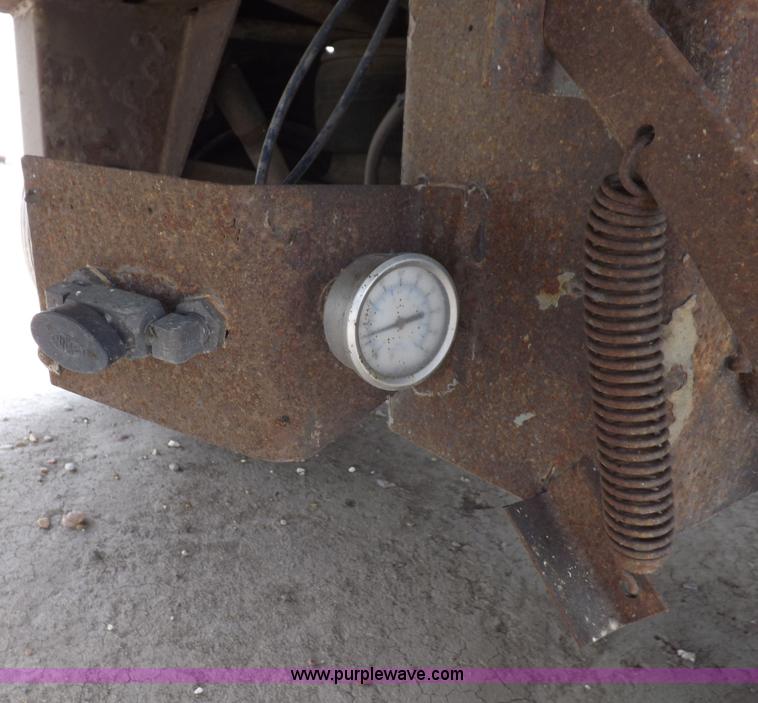 image for item H9231 1999 Great Dane refrigerated trailer