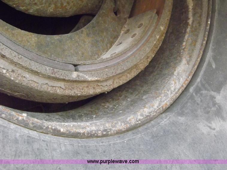 image for item H9231 1999 Great Dane refrigerated trailer