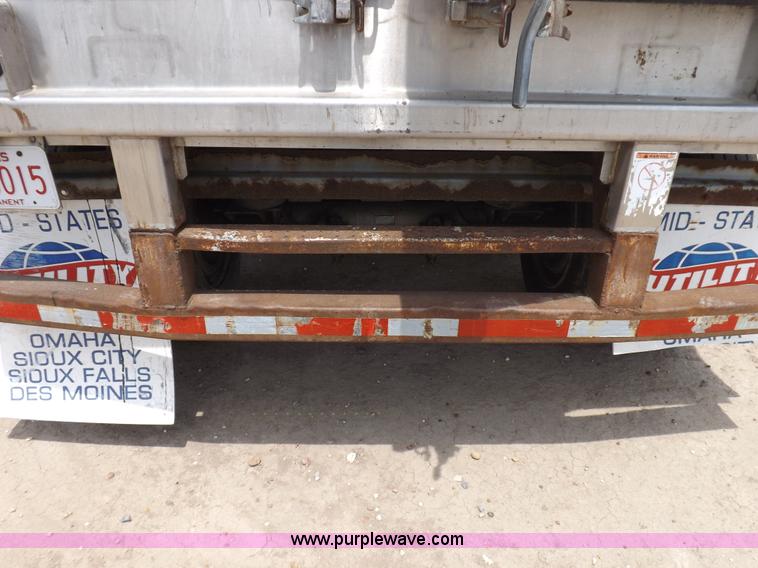 image for item H9231 1999 Great Dane refrigerated trailer