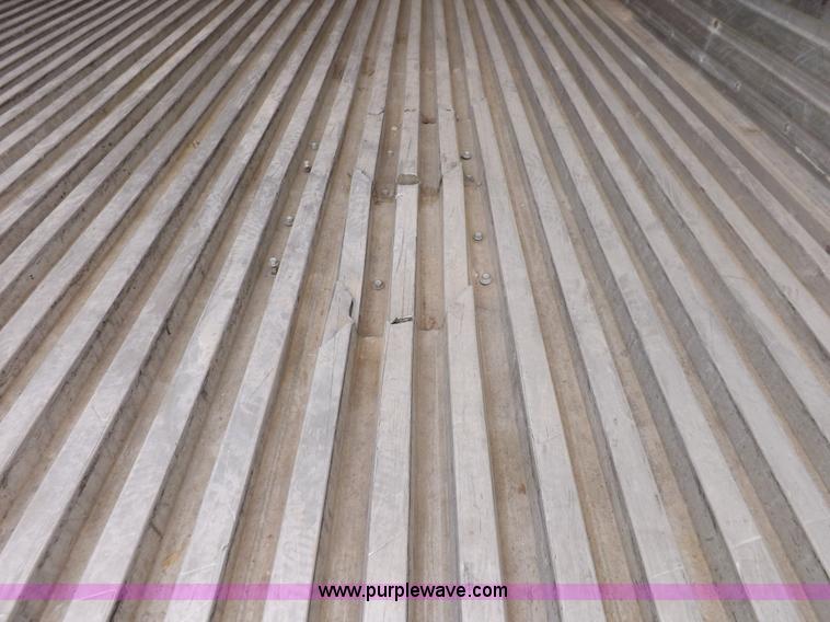 image for item H9231 1999 Great Dane refrigerated trailer