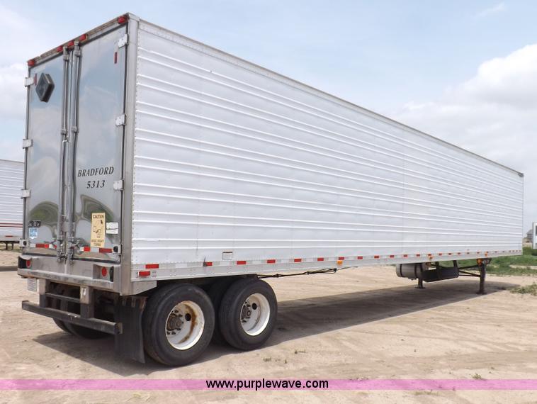 image for item H9232 2005 Great Dane refrigerated trailer