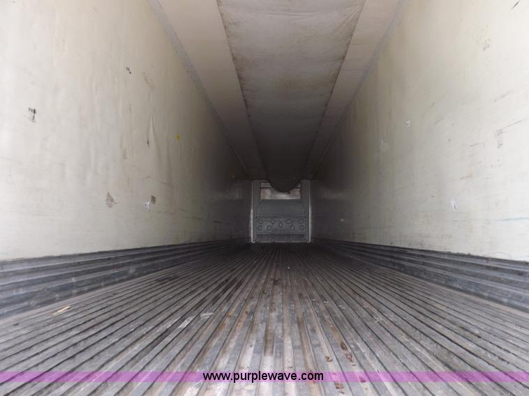 image for item H9232 2005 Great Dane refrigerated trailer