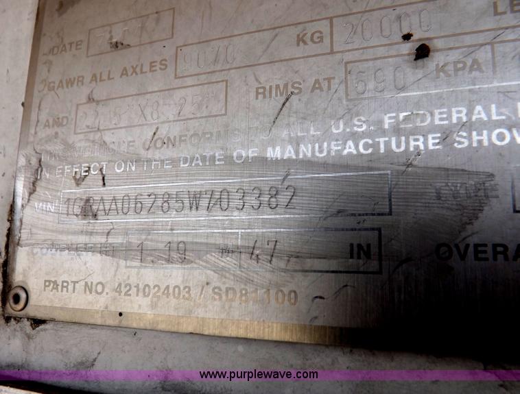 image for item H9232 2005 Great Dane refrigerated trailer