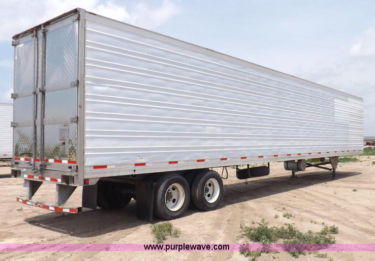image for item H9233 2003 Utility Refrigerated trailer