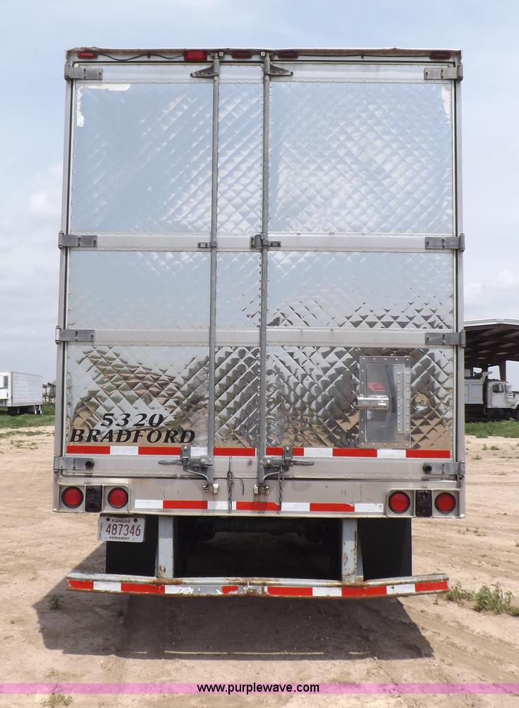 image for item H9233 2003 Utility Refrigerated trailer
