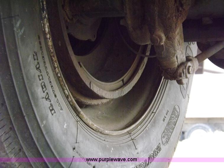 image for item H9234 2000 Great Dane refrigerated trailer