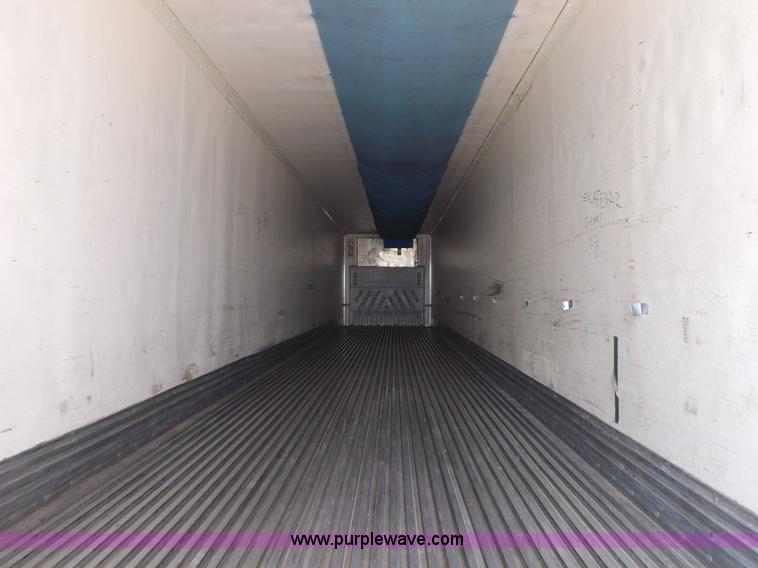 image for item H9234 2000 Great Dane refrigerated trailer