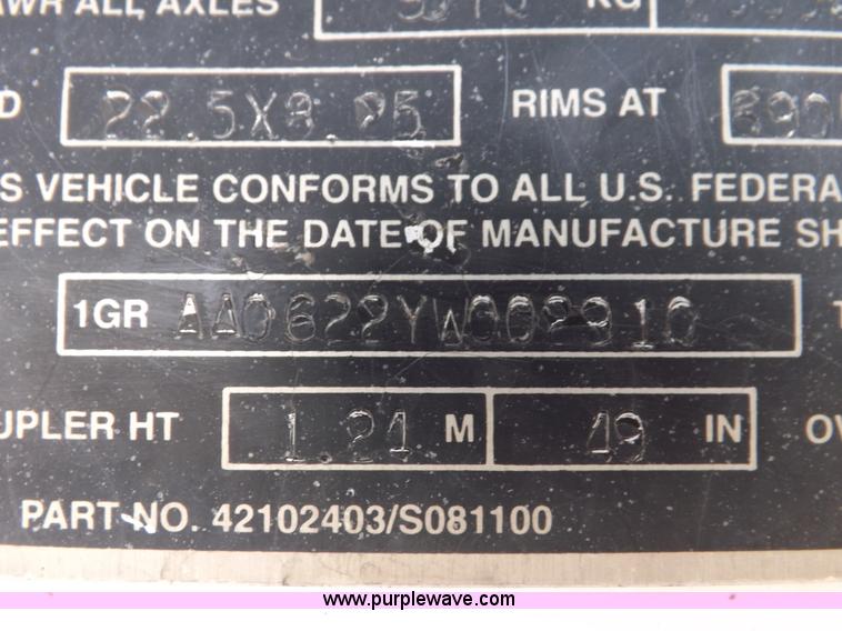 image for item H9234 2000 Great Dane refrigerated trailer