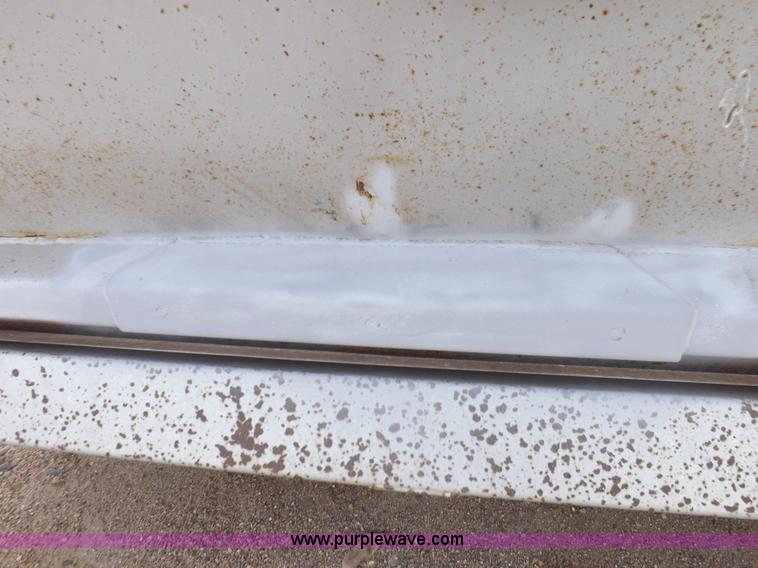 image for item H9248 1993 Trail King TKS4BD0-402 belly dump trailer