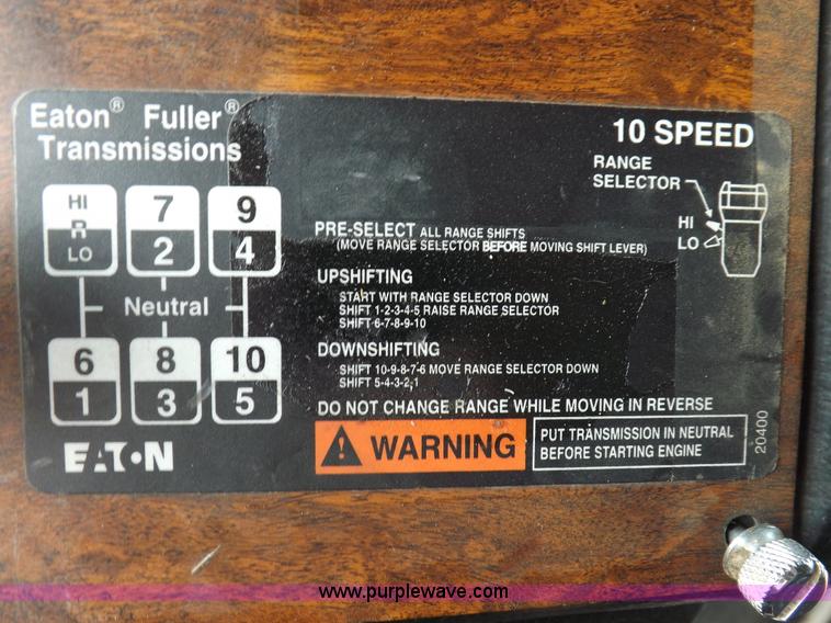 image for item H9249 1996 Peterbilt 378 semi truck