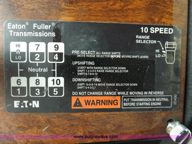 image for item H9249 1996 Peterbilt 378 semi truck