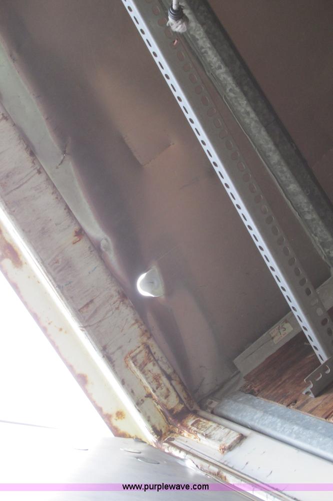 image for item I3483 1994 Wabash SA-102CW dry van trailer