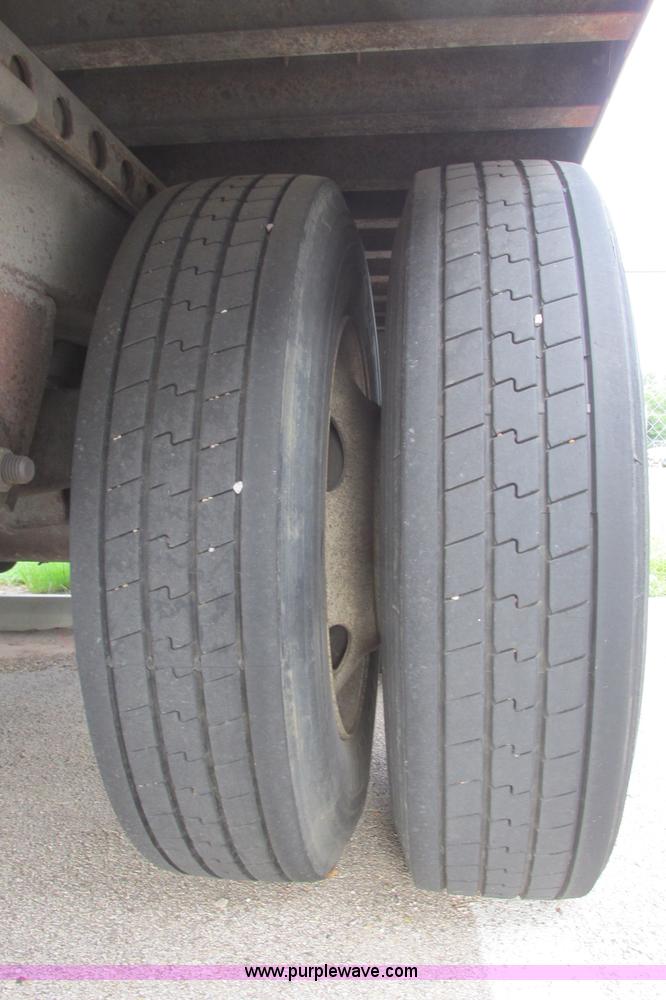 image for item I3483 1994 Wabash SA-102CW dry van trailer