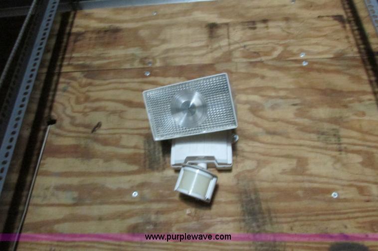 image for item I3484 1994 Wabash SA-102CW dray van trailer