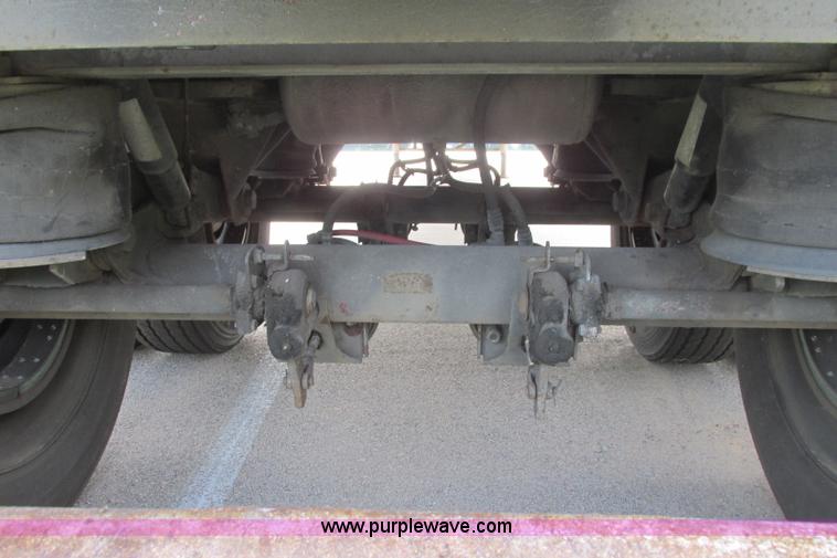 image for item I3484 1994 Wabash SA-102CW dray van trailer