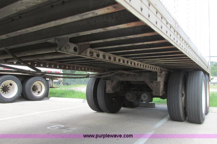 image for item I3484 1994 Wabash SA-102CW dray van trailer