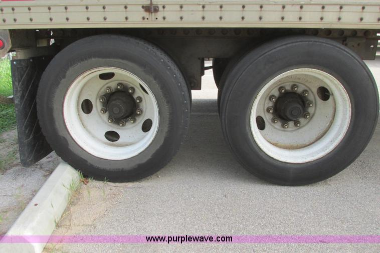 image for item I3484 1994 Wabash SA-102CW dray van trailer