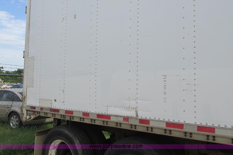 image for item I3485 1989 Stoughton ASVW-535T-S-C dry van trailer