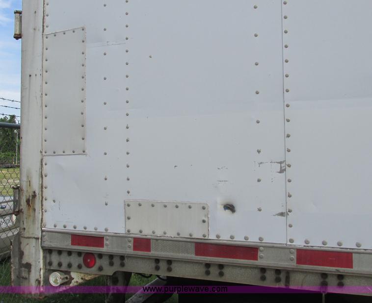 image for item I3485 1989 Stoughton ASVW-535T-S-C dry van trailer