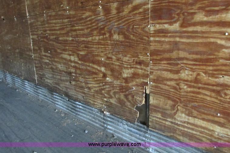 image for item I3485 1989 Stoughton ASVW-535T-S-C dry van trailer