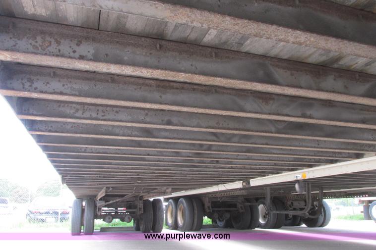 image for item I3485 1989 Stoughton ASVW-535T-S-C dry van trailer