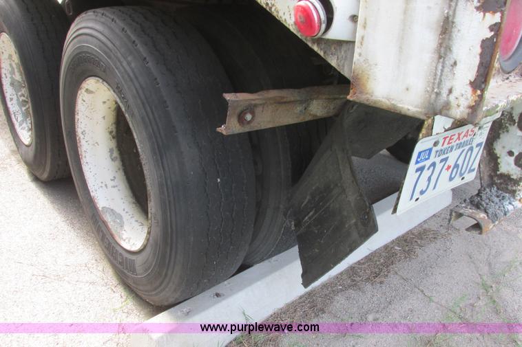 image for item I3485 1989 Stoughton ASVW-535T-S-C dry van trailer