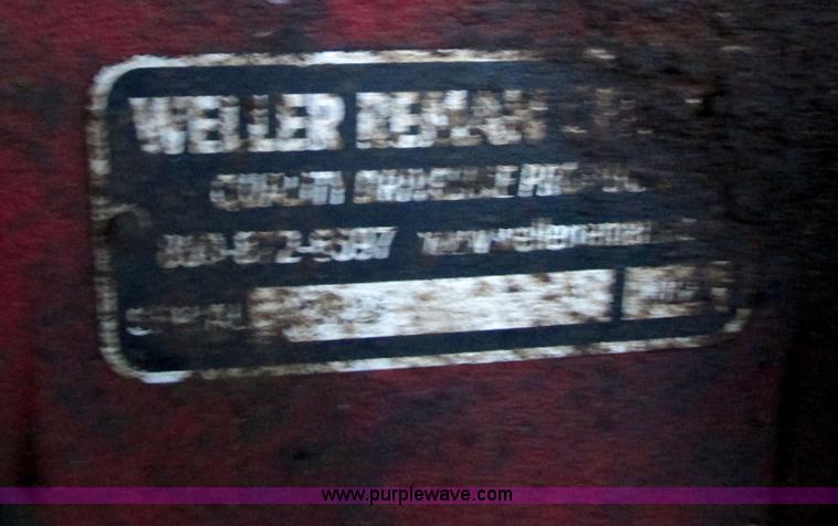 image for item I6199 1999 Mack CH613 semi truck