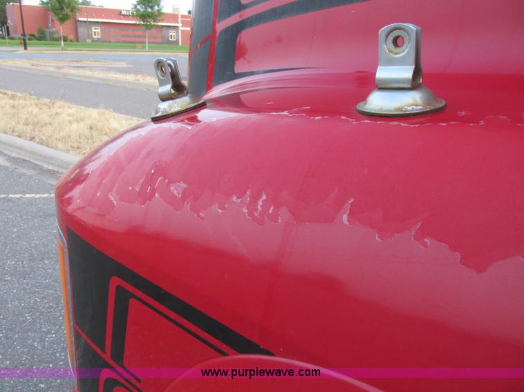 image for item I6199 1999 Mack CH613 semi truck